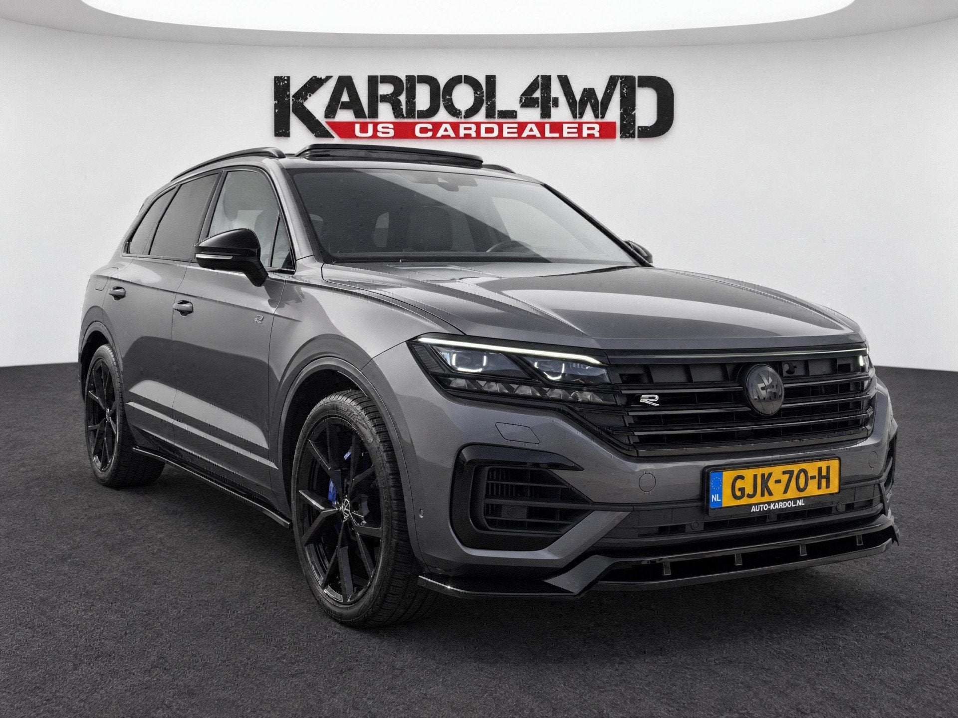 Volkswagen Touareg 3.0 TSi eHybrid 4MOTION R | BTW AUTO |Pan, Auto's, Gebruikt, 2995 cc, 2368 kg, Leder