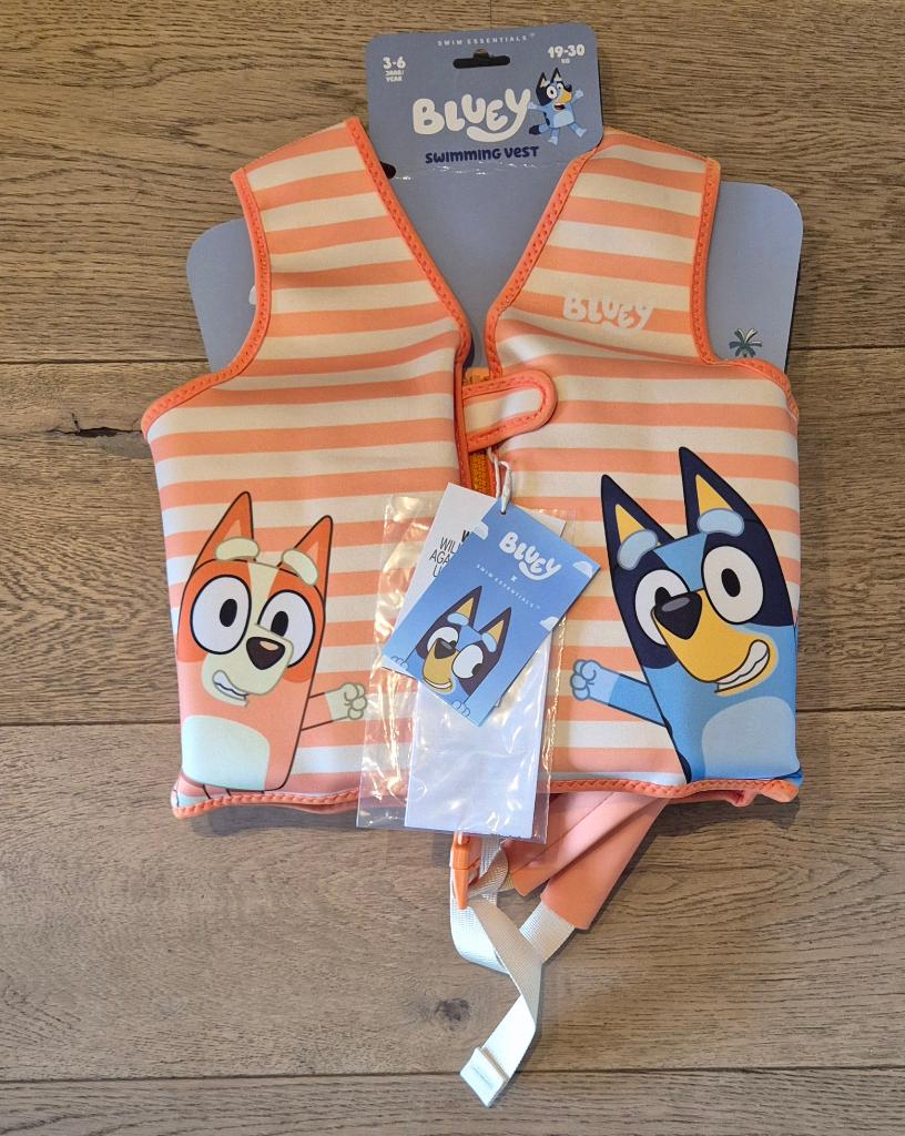 NIEUW! Zwemvest 3-6 jaar Bluey Bingo Oranje Blauw, Watersport en Boten, Watersportkleding, Kind, Nieuw, Ophalen of Verzenden, Swim Essentials