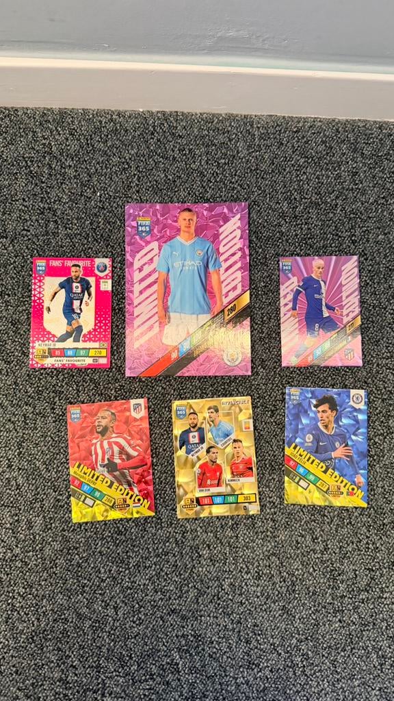 Panini adrenalyn kaarten, Ophalen of Verzenden, Zo goed als nieuw, Meerdere plaatjes