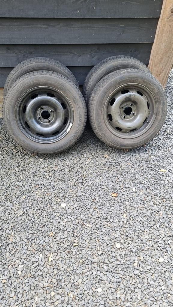 Winterbanden 4 stuks voor Peugeot of Citroën, Ophalen