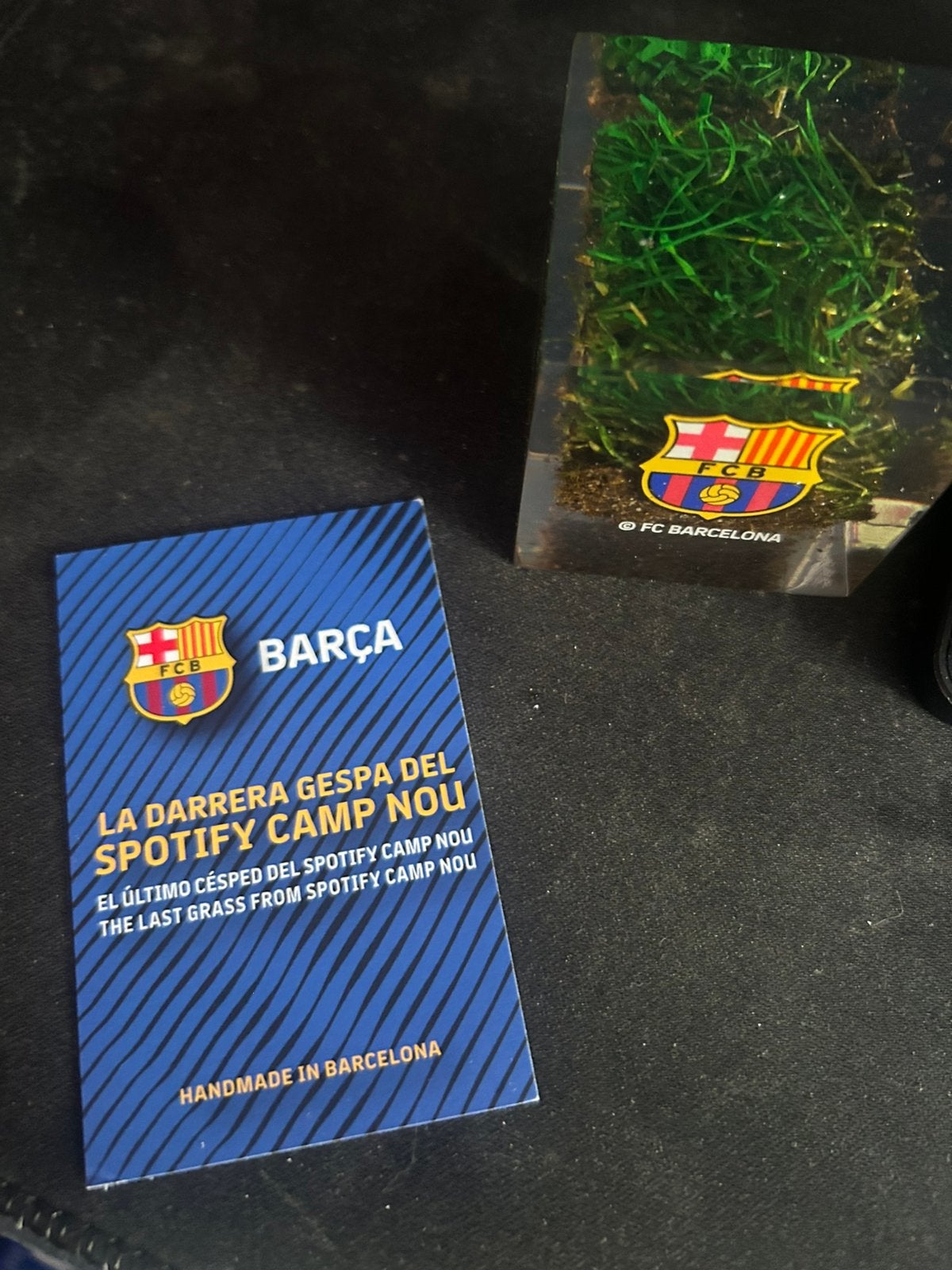 Officieel stuk gras Spotify Camp Nou, Verzamelen, Ophalen of Verzenden, Nieuw, Buitenlandse clubs, Beeldje of Poppetje