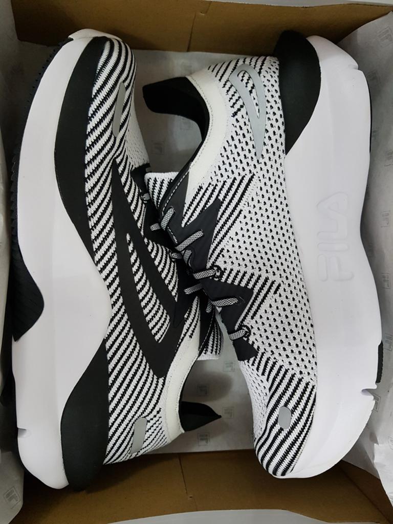 Fila Shocket Run, Zwart, Nieuw, Ophalen of Verzenden, Sneakers of Gympen