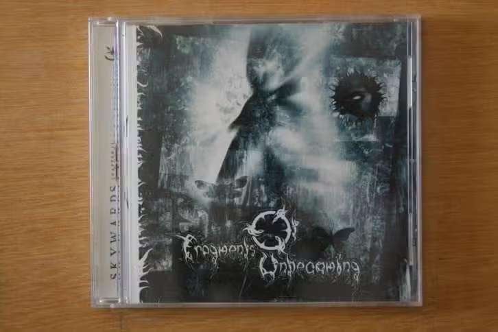 CD Fragments Of Unbecoming – Skywards - Chapter II , Metal, Death metal, Ophalen of Verzenden, Zo goed als nieuw, Album