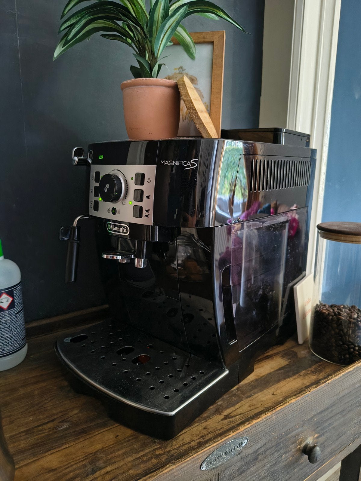 De'Longhi Magnifica S volautomatische espressomachine, Witgoed en Apparatuur, Ophalen, Gebruikt, Espresso apparaat, Koffiebonen