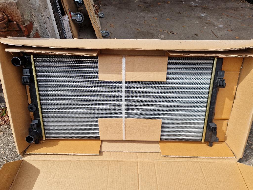 radiator VW Polo 6R    NIEUW !!, Ophalen, Nieuw, Bumper, Volkswagen