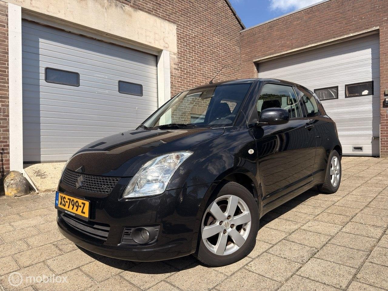 Suzuki Swift 1.3 Base, Auto's, Gebruikt, 31 €/maand, 400 kg, Bedrijf