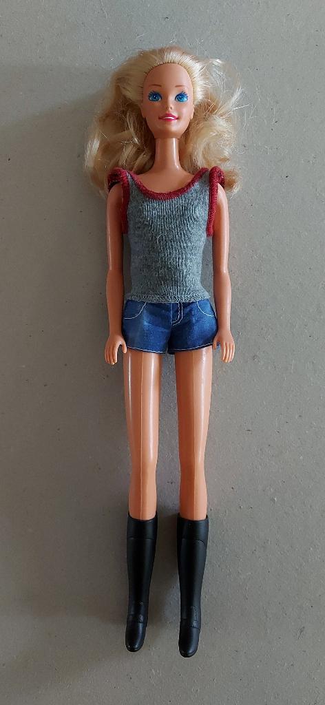 Mattel Barbie 1976 Indonesia, Ophalen of Verzenden, Gebruikt, Pop