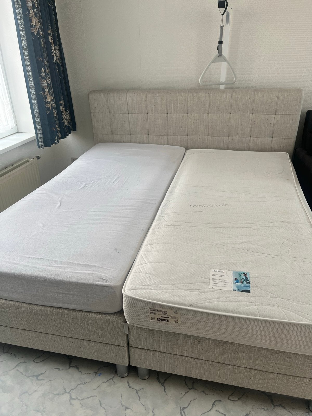 MioDormio elektrische tweepersoons boxspring – 180 × 200 cm, Huis en Inrichting, Ophalen, Beige, Tweepersoons, 180 cm