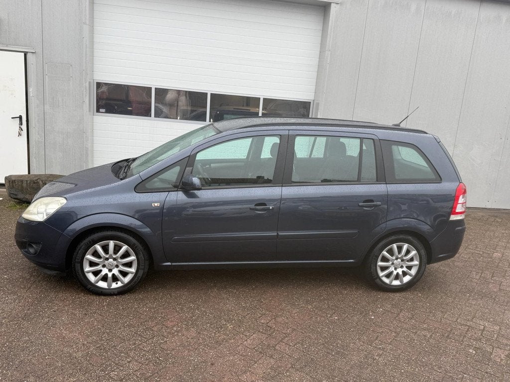 Opel Zafira 2.2 Temptation 7 PERSOONS!, Auto's, Opel, Voorwielaandrijving, Gebruikt, 4 cilinders, 150 pk