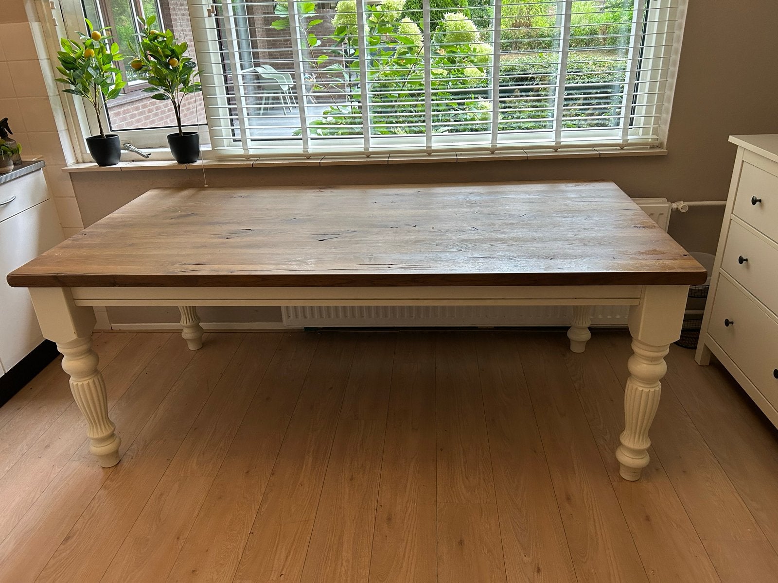 Massief houten eettafel - 200x100cm - Goede staat, Ophalen, 100 tot 150 cm, Zo goed als nieuw, Vijf personen of meer