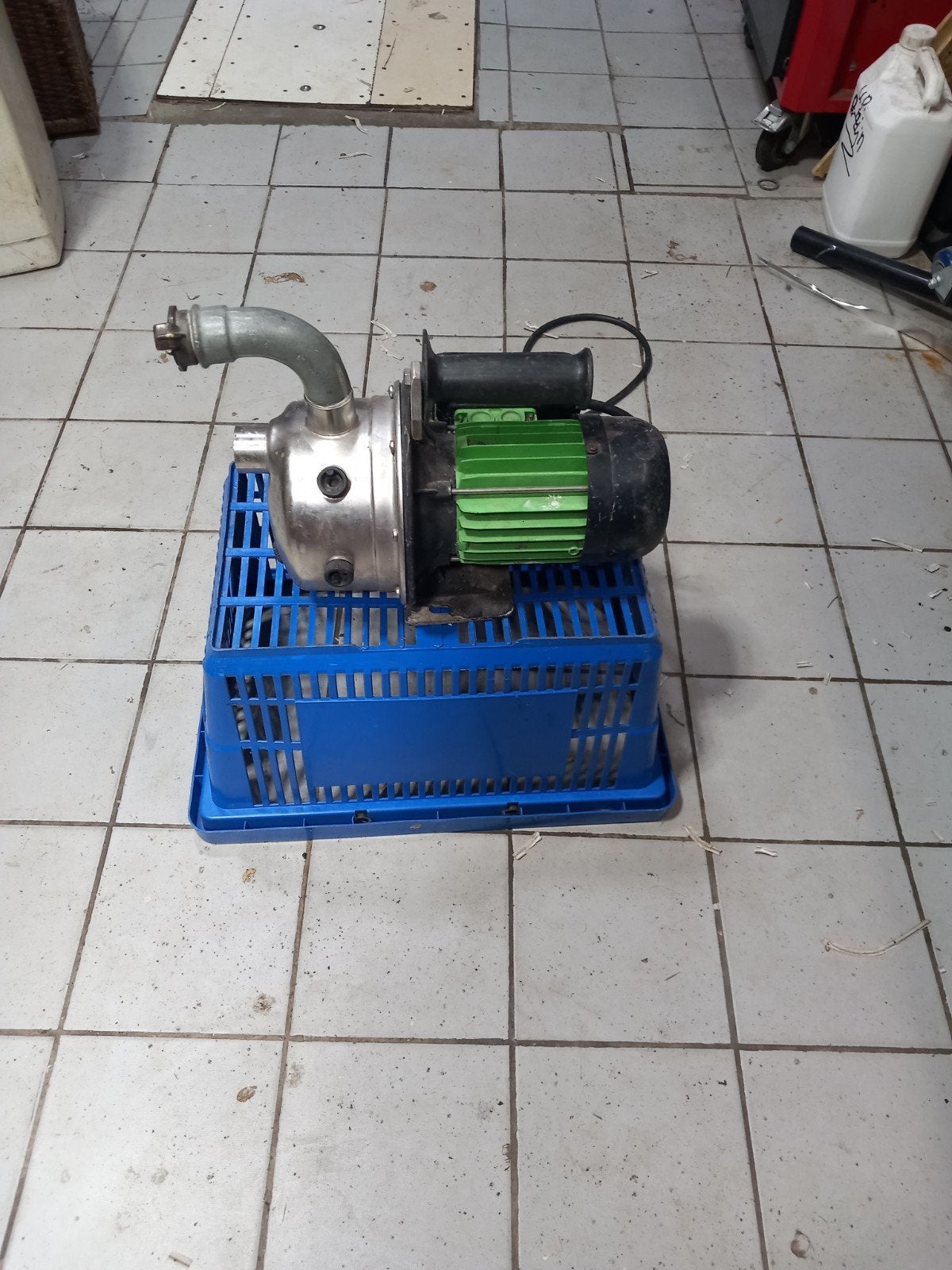 waterpomp, Ophalen of Verzenden, Zo goed als nieuw, Elektrisch