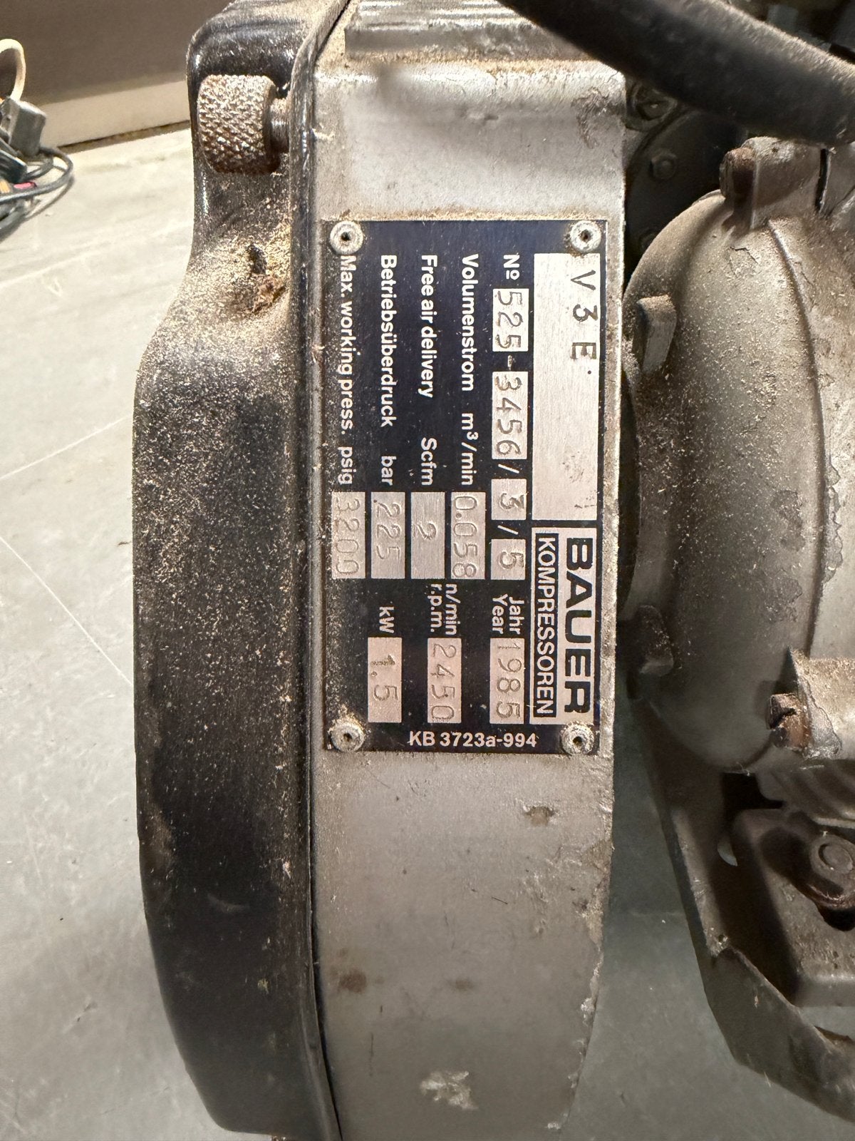 Bauer Kompressoren Varius V3E - Compacte Duikcompressor, Gebruikt, 10 bar of meer, Ophalen of Verzenden, Minder dan 200 liter/min