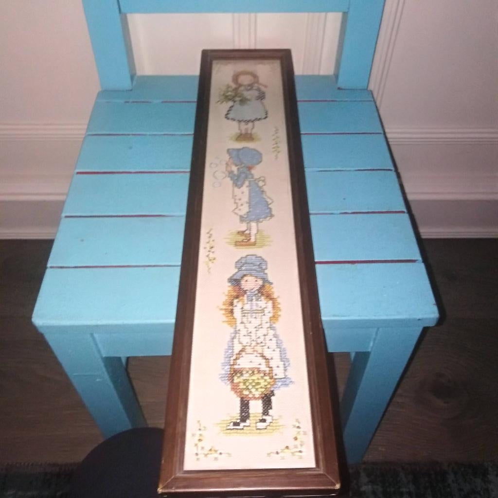 Geborduurd Holly Hobbie schilderijtje met 3 afbeeldingen, Huis en Inrichting, Woonaccessoires | Wanddecoraties, Ophalen, Gebruikt