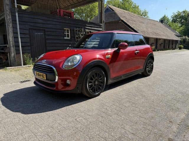 MINI 3-deurs 1.2 One Pepper Automaat !Panorama,multimedia !, Auto's, Dealer onderhouden, Gebruikt, Euro 6, Met garantie (alle)