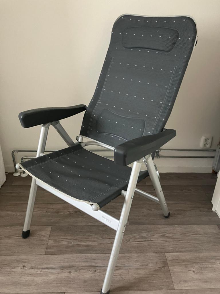 Comfortabele verstelbare Westfield campingstoel met kussen, Ophalen, Gebruikt, Campingstoel
