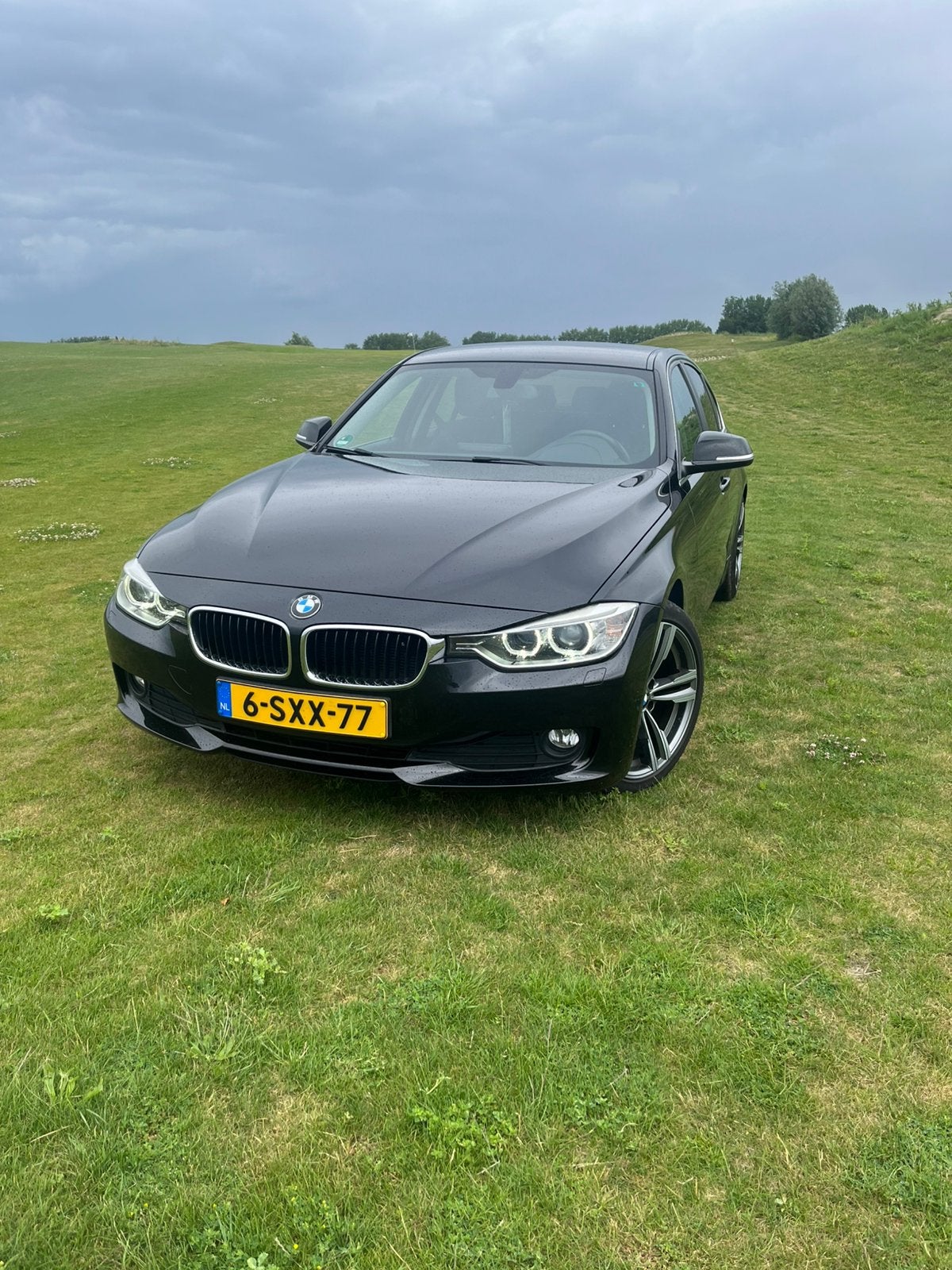 BMW 3-Serie 2.0D 320 EDE 120KW Aut8(f30) 2014 Zwart, Auto's, BMW, Particulier, 3-Serie, Diesel, C, Sedan, Automaat, Origineel Nederlands