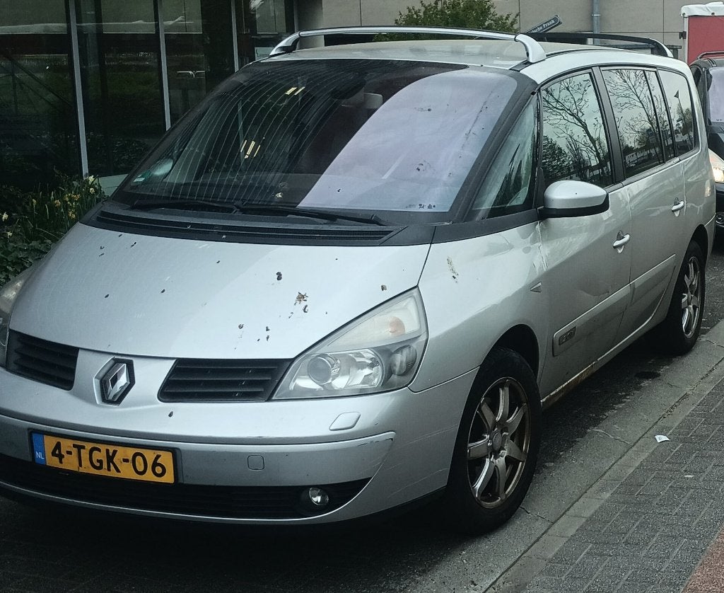 Renault Grand Espace 2.0 16V Turbo 125KW  2005 Grijs DEFECT, Auto's, 1998 cc, Zwart, 2000 kg, 7 stoelen