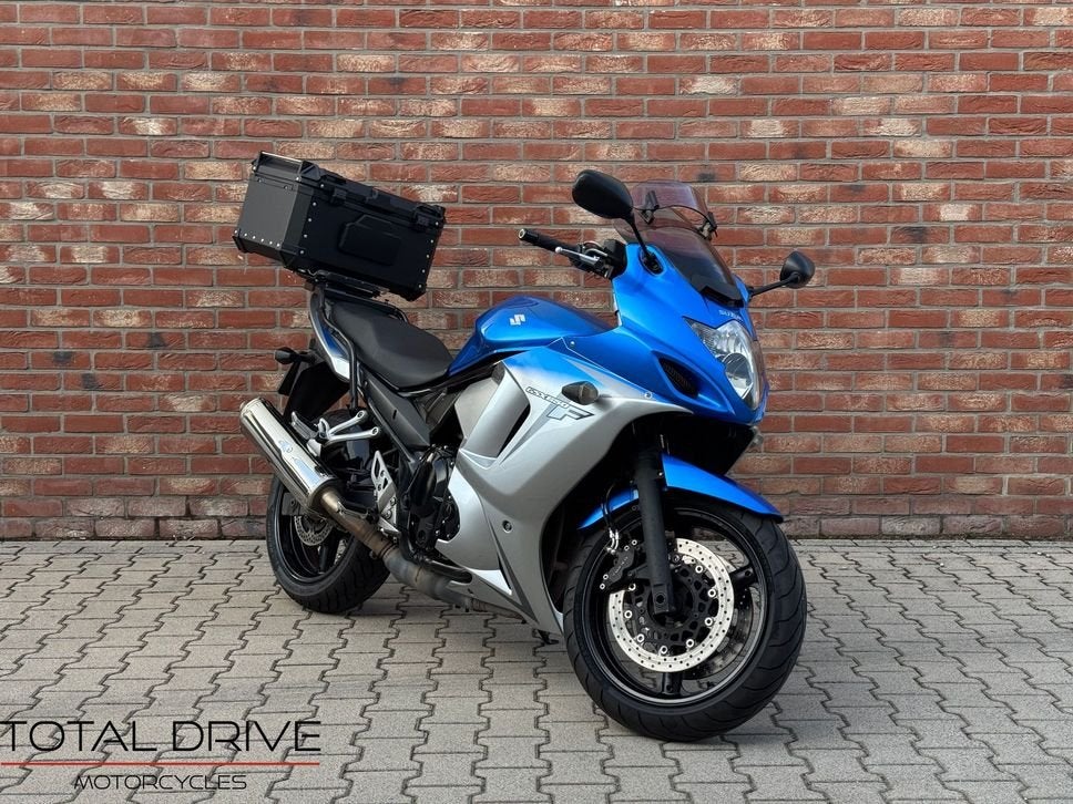 SUZUKI GSX 650 F GSX650F (bj 2012), SUZUKI, 4 cilinders, Motorrijbewijs A, Bedrijf