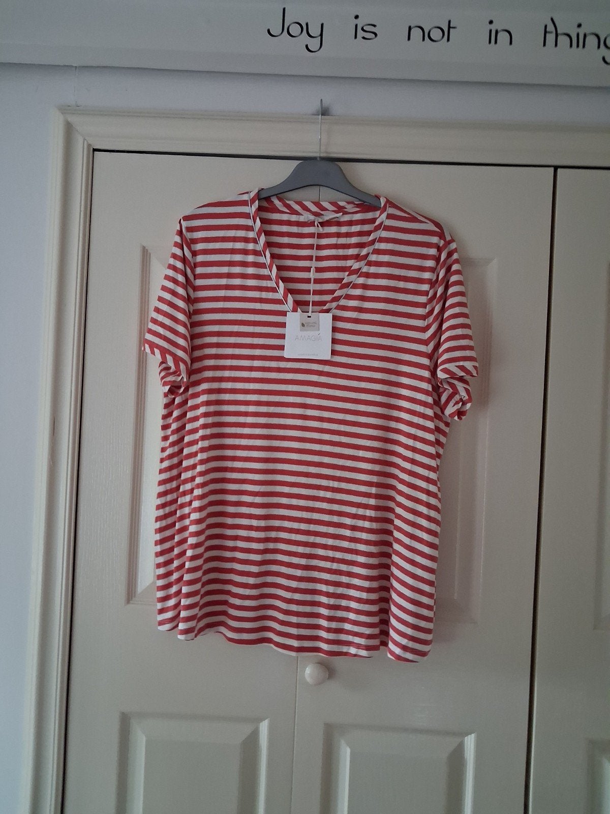 Nieuwe a lijn shirt merk  amagia maat 48, Kleding | Dames, Amagia, Nieuw, Roze, Shirt of Top