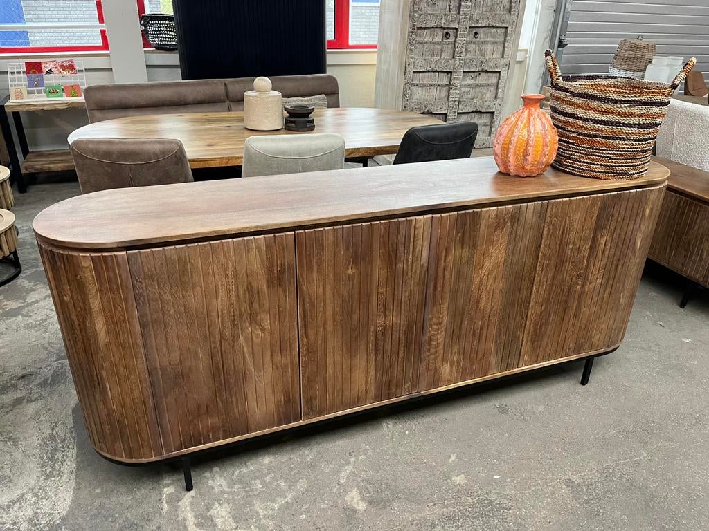 Magazijn leegverkoop dressoir retro Noor mangohout ribbel, Hout, Nieuw, Mediterraans, Ophalen of Verzenden