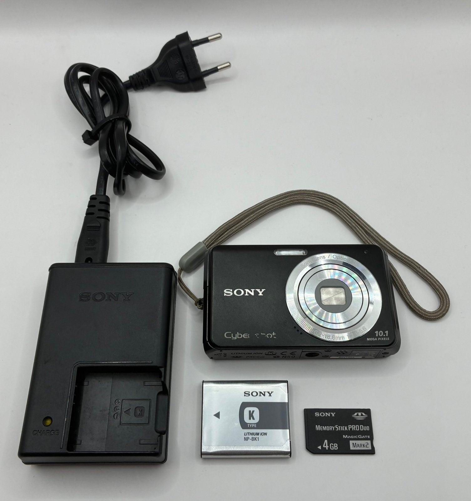 Sony Cyber-shot DSC-W180 - compact camera, Ophalen of Verzenden, Zo goed als nieuw