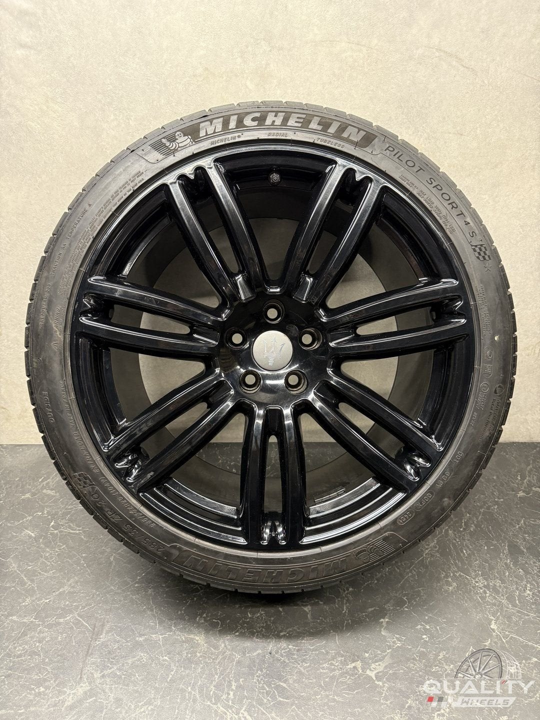 20 inch Maserati Ghibli M157 Velgen + Banden 245/40/20 245/4, Auto-onderdelen, Banden en Velgen, -, -, Banden en Velgen, Ophalen of Verzenden