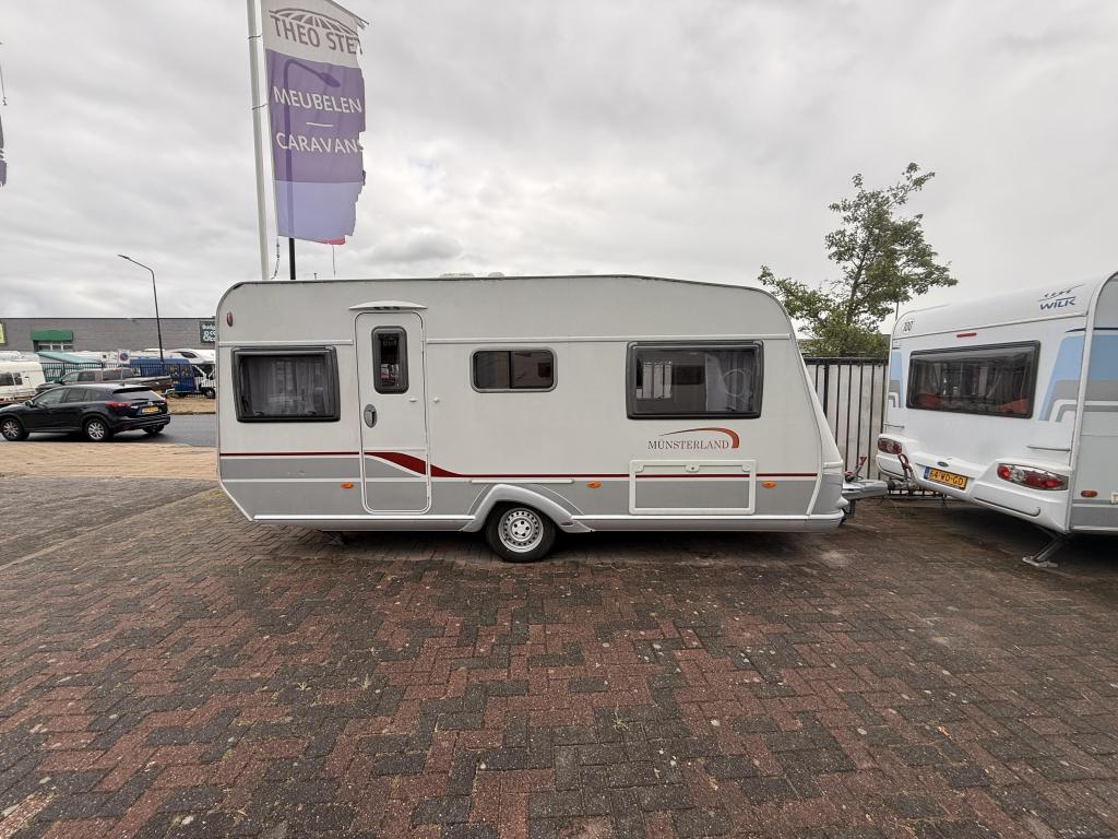 LMC Munsterland 490 K Voortent, Enkele bedden!! Zondag open!, Caravans en Kamperen, Caravans, Ringverwarming, Bedrijf, Treinzit