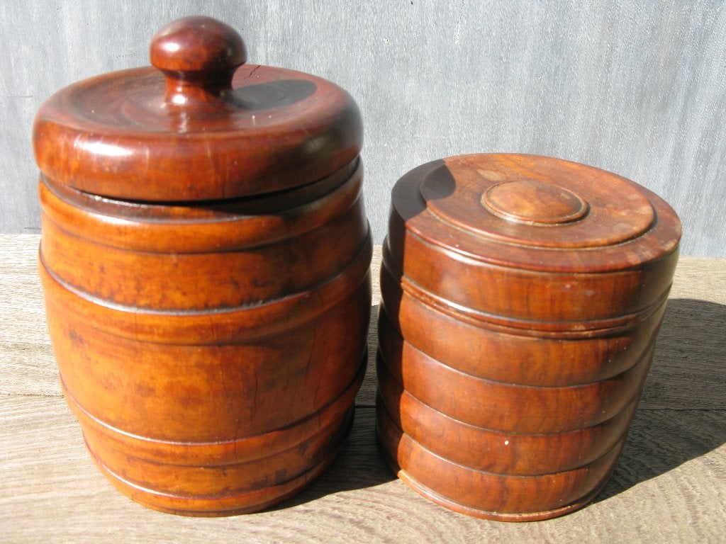 2 TABAKSPOTTEN HOUT ANTIEK HANDGEDRAAID, Antiek en Kunst, Ophalen of Verzenden