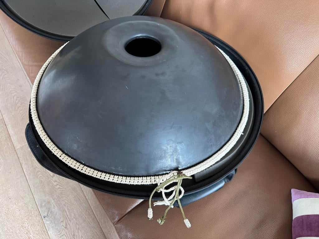 Convex Handpan – C# Amara – hardcase & stand, Muziek en Instrumenten, Percussie, Ophalen of Verzenden, Zo goed als nieuw, Melodische percussie
