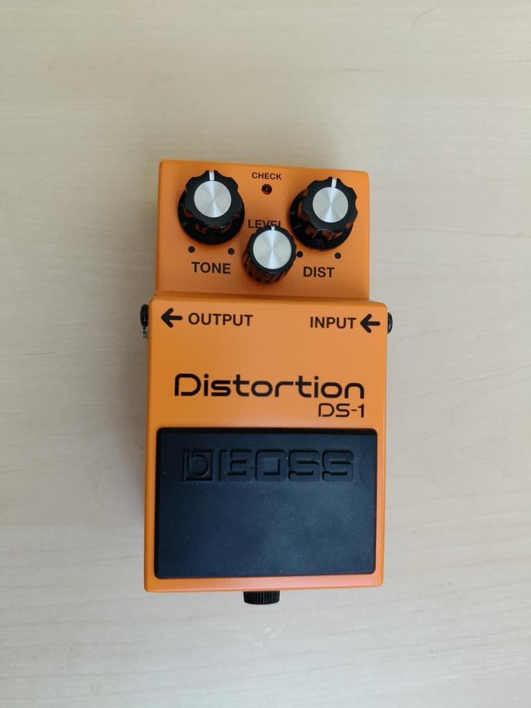 Boss DS-1 Distortion, Ophalen of Verzenden, Zo goed als nieuw, Distortion, Overdrive of Fuzz