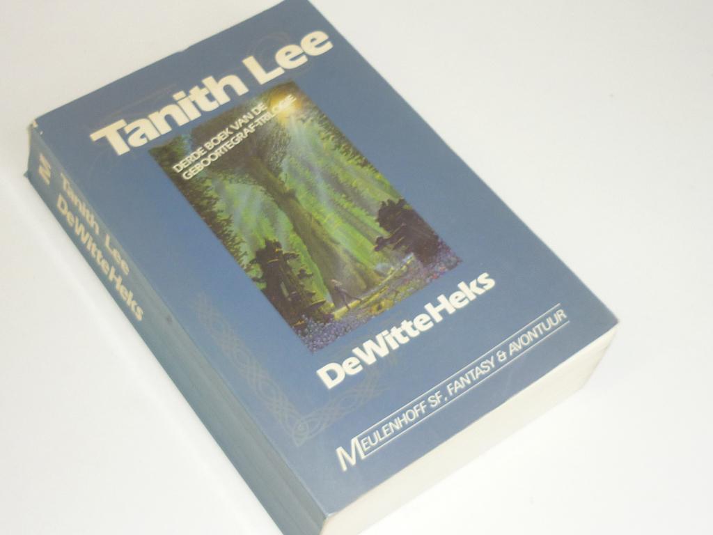 Tanith Lee: de Witte Heks (Geboortegraf 3), Ophalen of Verzenden, Gelezen