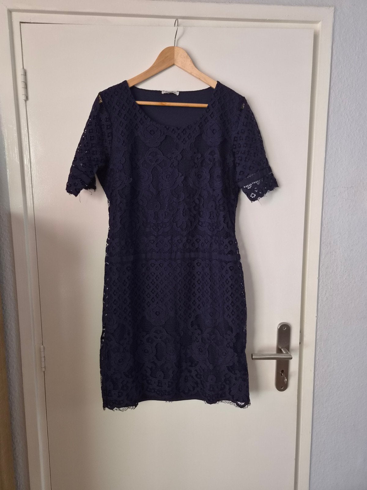 Miss Etam Kanten Jurk Maat L Donkerblauw, Kleding | Dames, Blauw, Maat 42/44 (L), Ophalen of Verzenden, Zo goed als nieuw