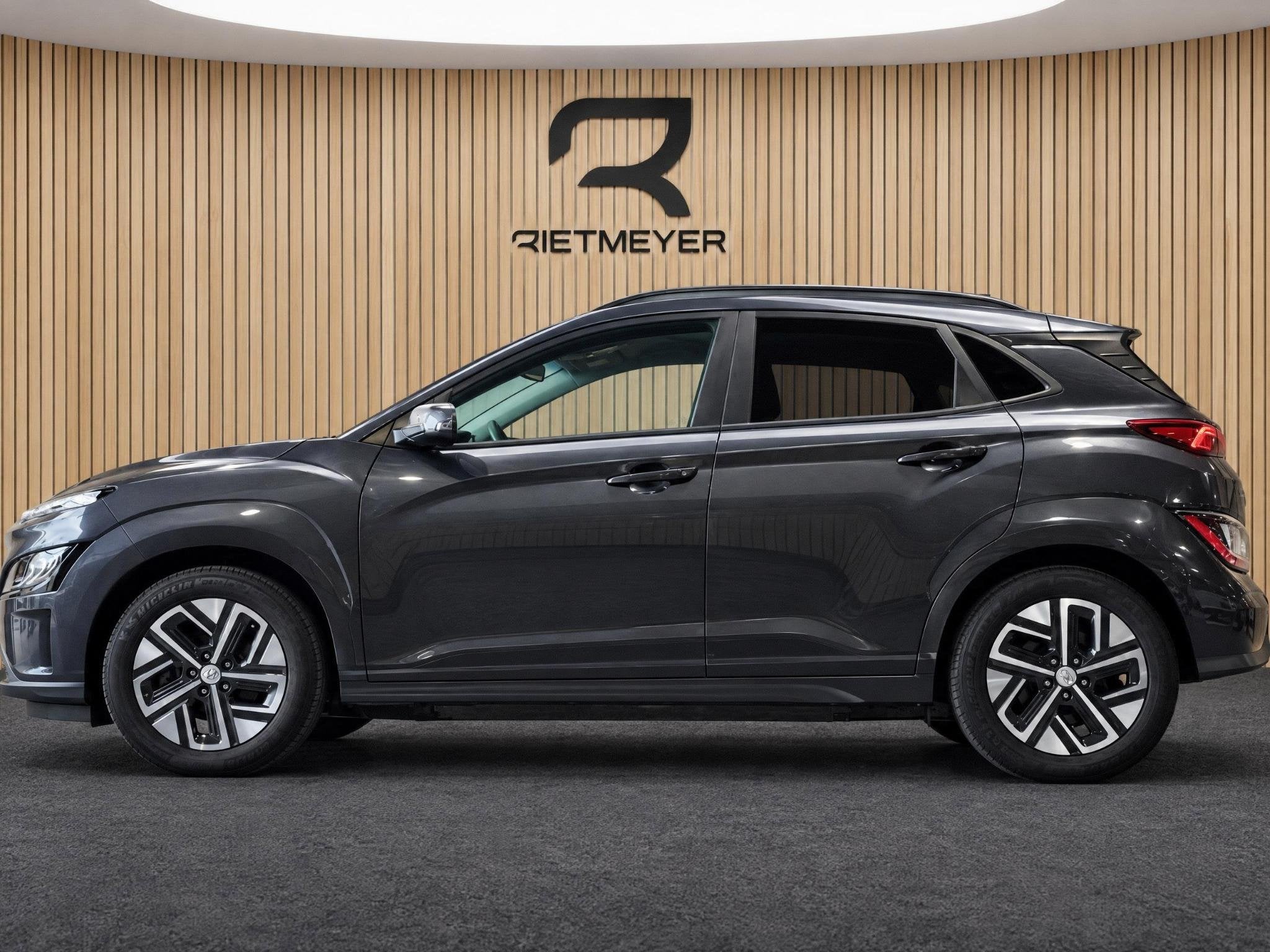 Hyundai Kona EV Fashion 64 kWh |Head-Up |Stoel/Stuurverw. |K, Auto's, 12 maanden, Stof, Gebruikt, 204 pk