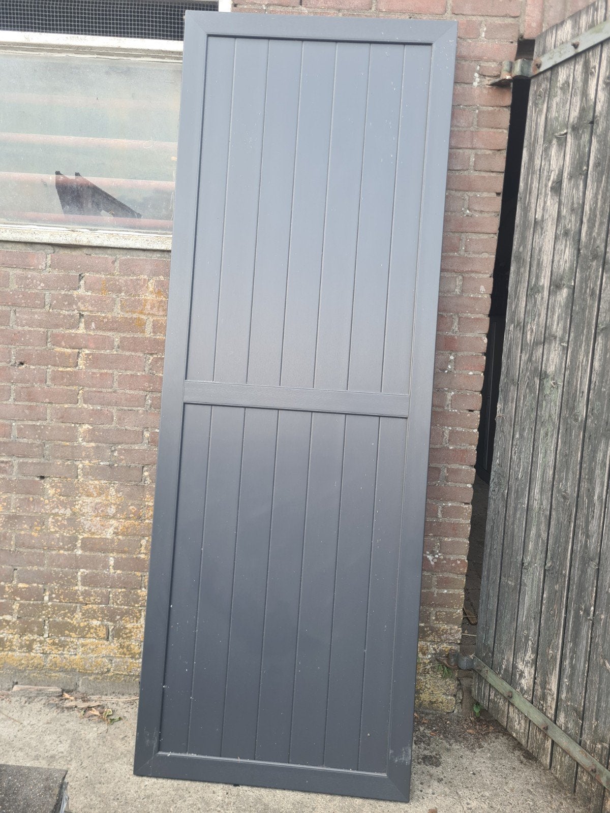2 stuks Mooie grote kunststof luiken., Ophalen of Verzenden, Kunststof, Minder dan 200 cm