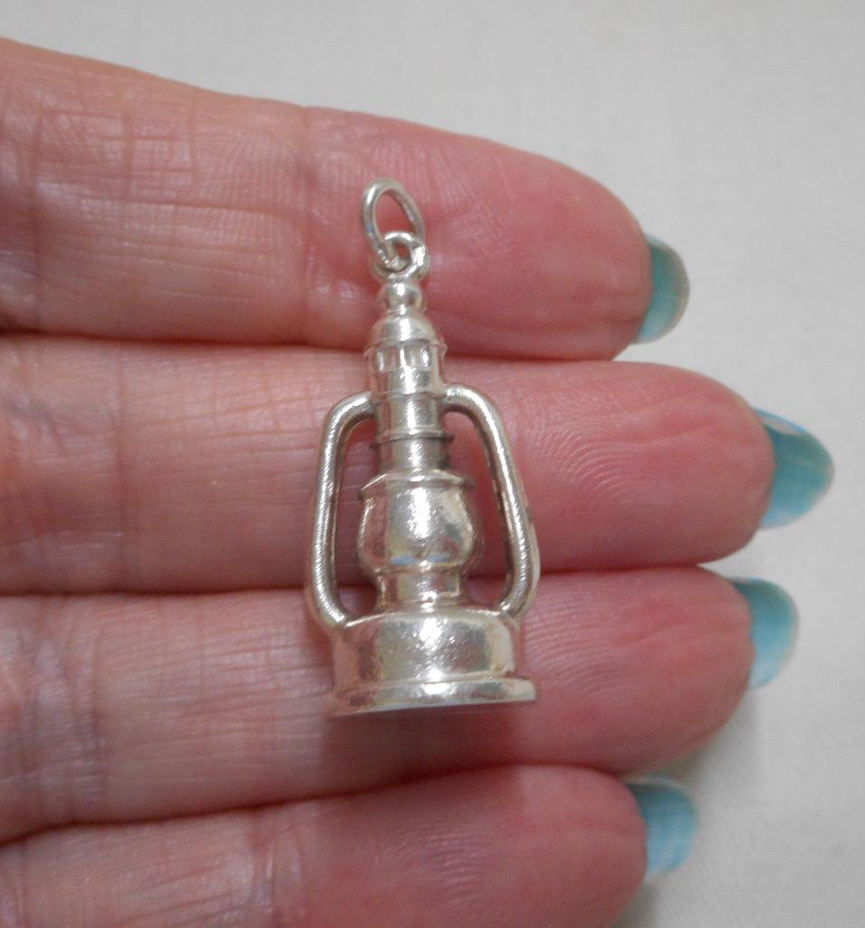 Zilveren vintage bedel olielamp nr.810, Overige merken, Verzenden, Zo goed als nieuw, 1 bedel