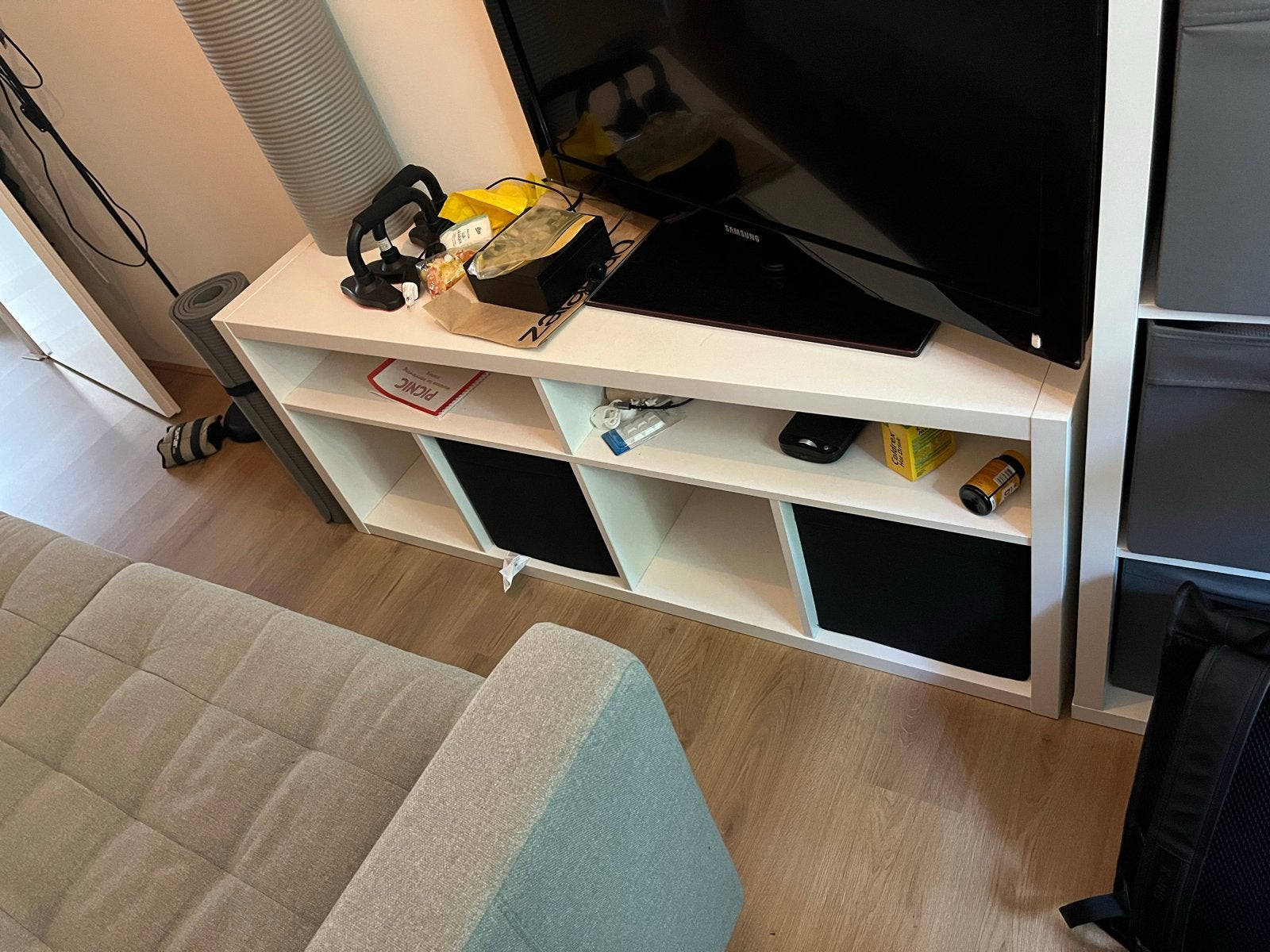 Ikea Kallax TV-meubel met lichte kras, Ophalen, Overige materialen, Gebruikt, 100 tot 150 cm