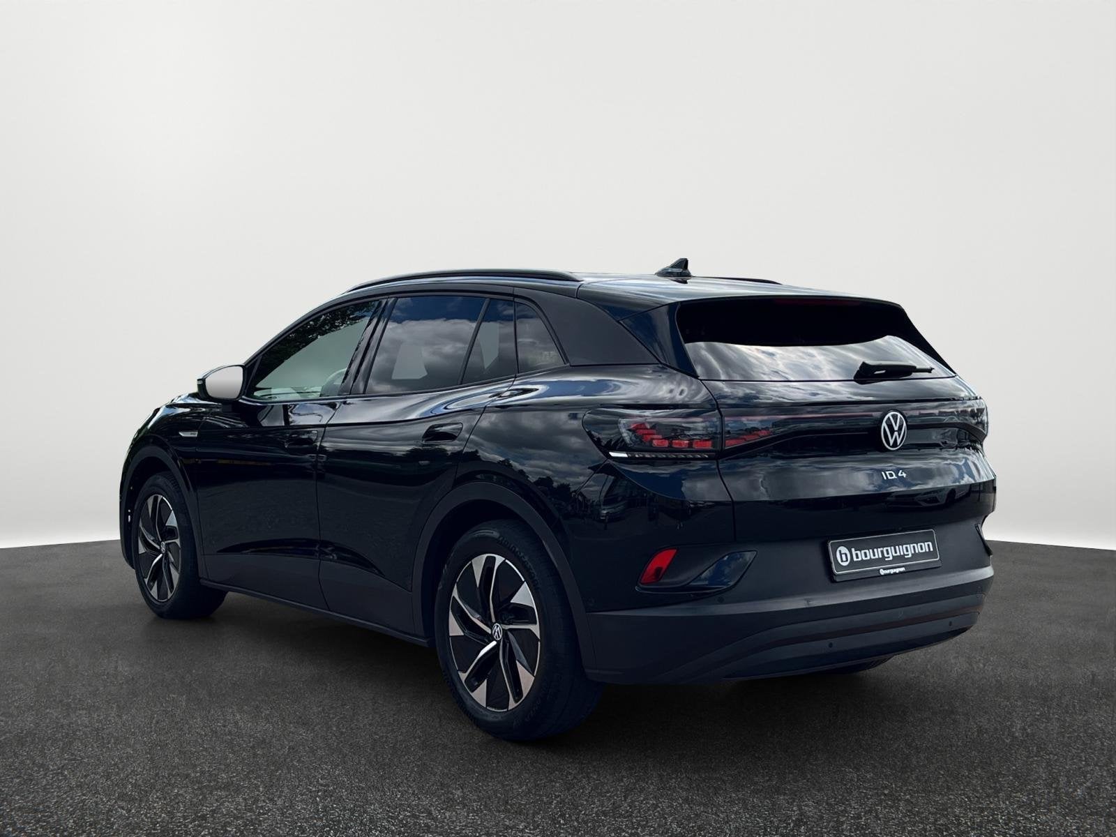 Volkswagen ID.4 Pro 77 kWh | Trekhaak | Clima | Stoelverwarm, Auto's, Automaat, Gebruikt, Zwart, 2020 kg