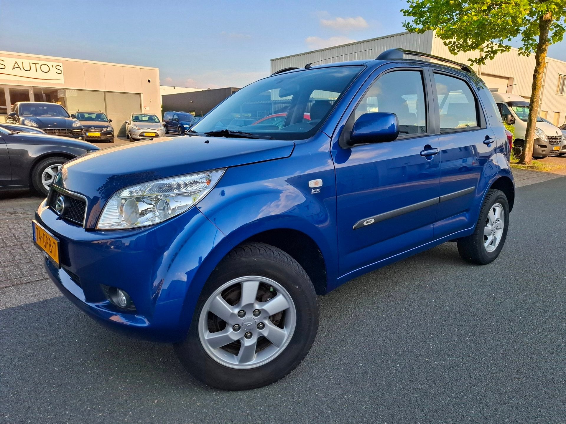 Daihatsu Terios 1.5-16v Explore 2WD AIRCO/AFNEEMBARE TREKHAA, 13 km/l, 1350 kg, Gebruikt, Zwart