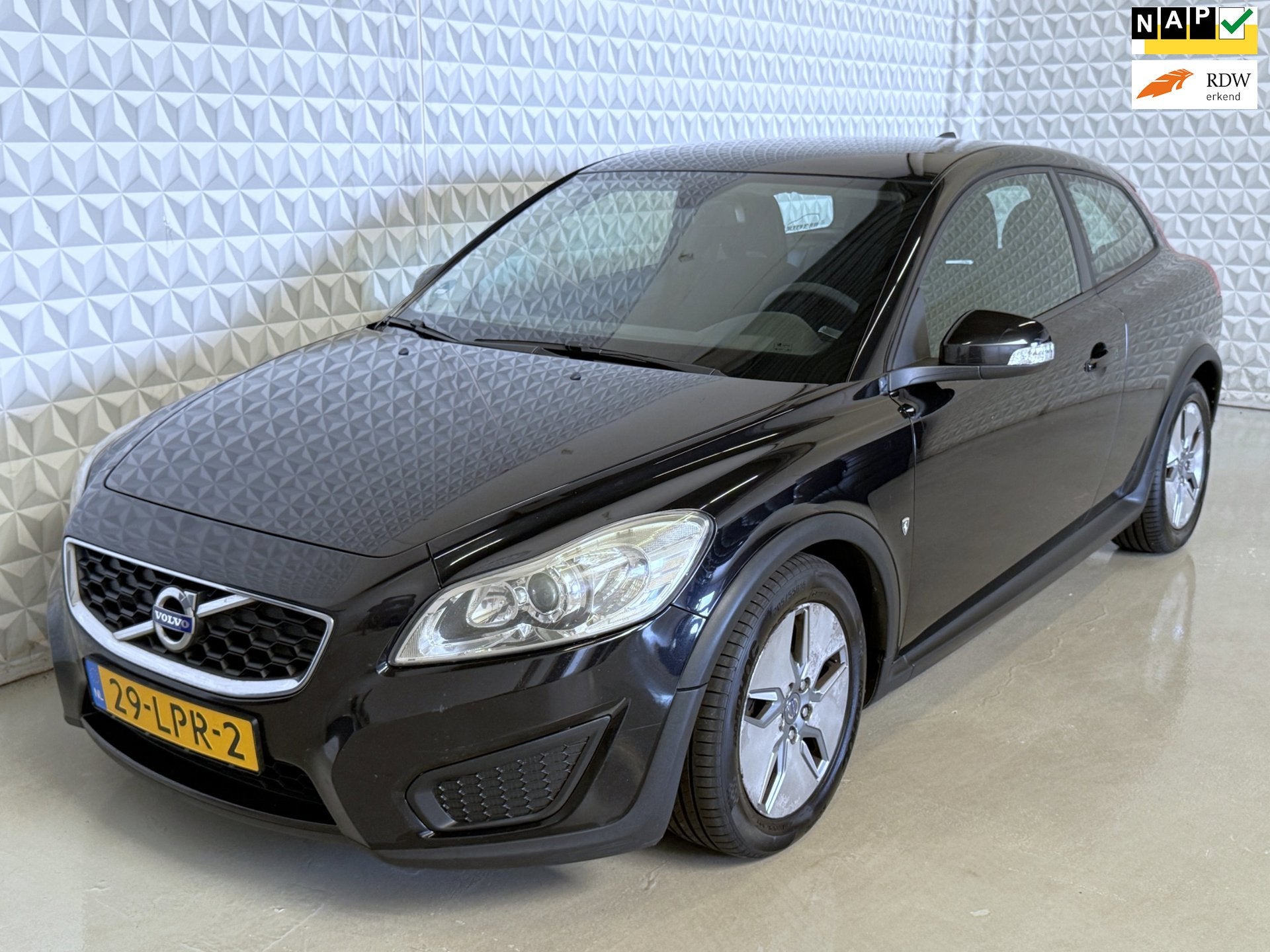 Volvo C30 1.6D S/S EURO-5 én tot 07-2027 APK! (2010), Voorwielaandrijving, Euro 5, Gebruikt, 4 cilinders