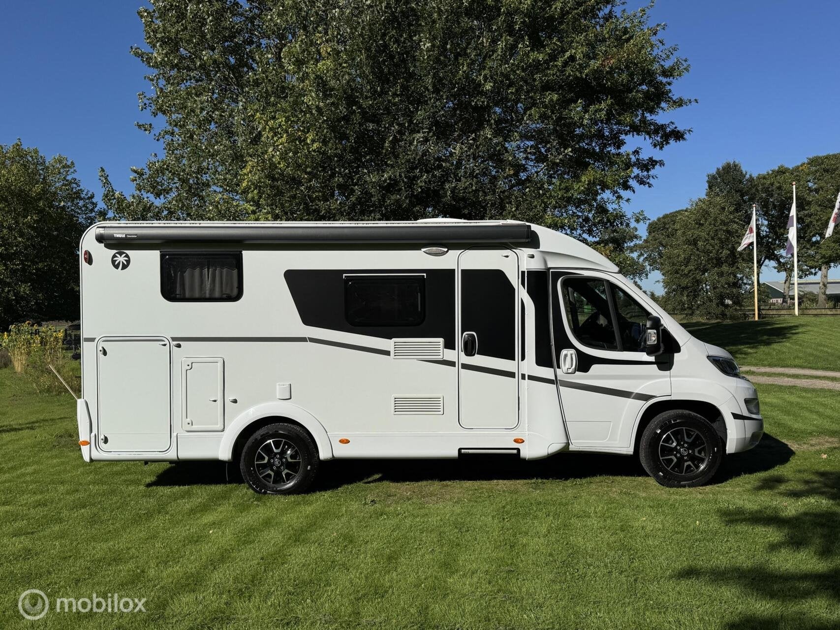 Sunlight V66 Adventure Edition | Dealer Onderhouden, Caravans en Kamperen, Ringverwarming, Tot en met 2, Bedrijf, Koelkast