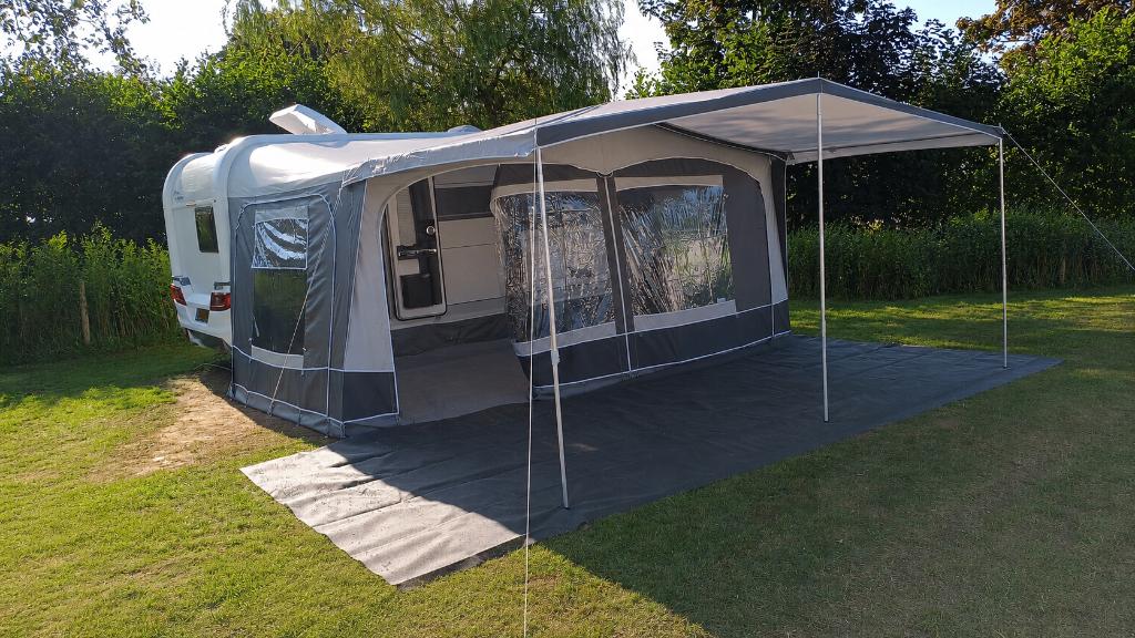 Voortent met luifel, Caravans en Kamperen, Tenten, Ophalen, Zo goed als nieuw, Tot en met 4