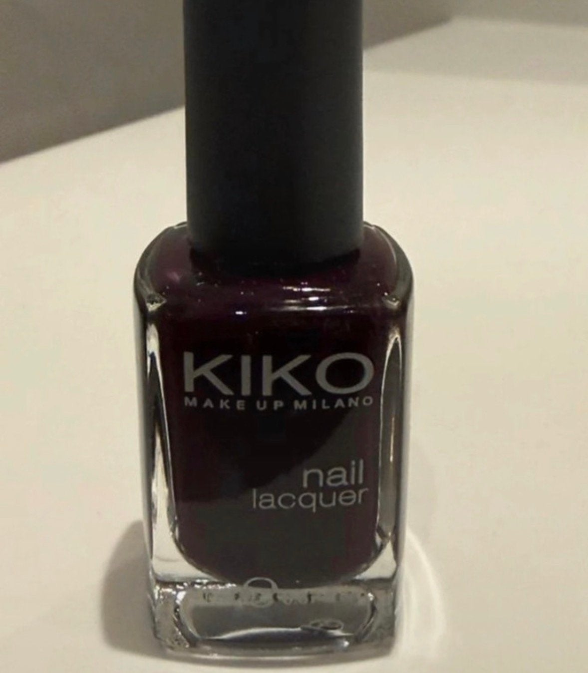 Kiko Nagellak - Donker Paars/Aubergine (Kleurnr 244), Paars, Ophalen of Verzenden, Zo goed als nieuw, Handen en Nagels