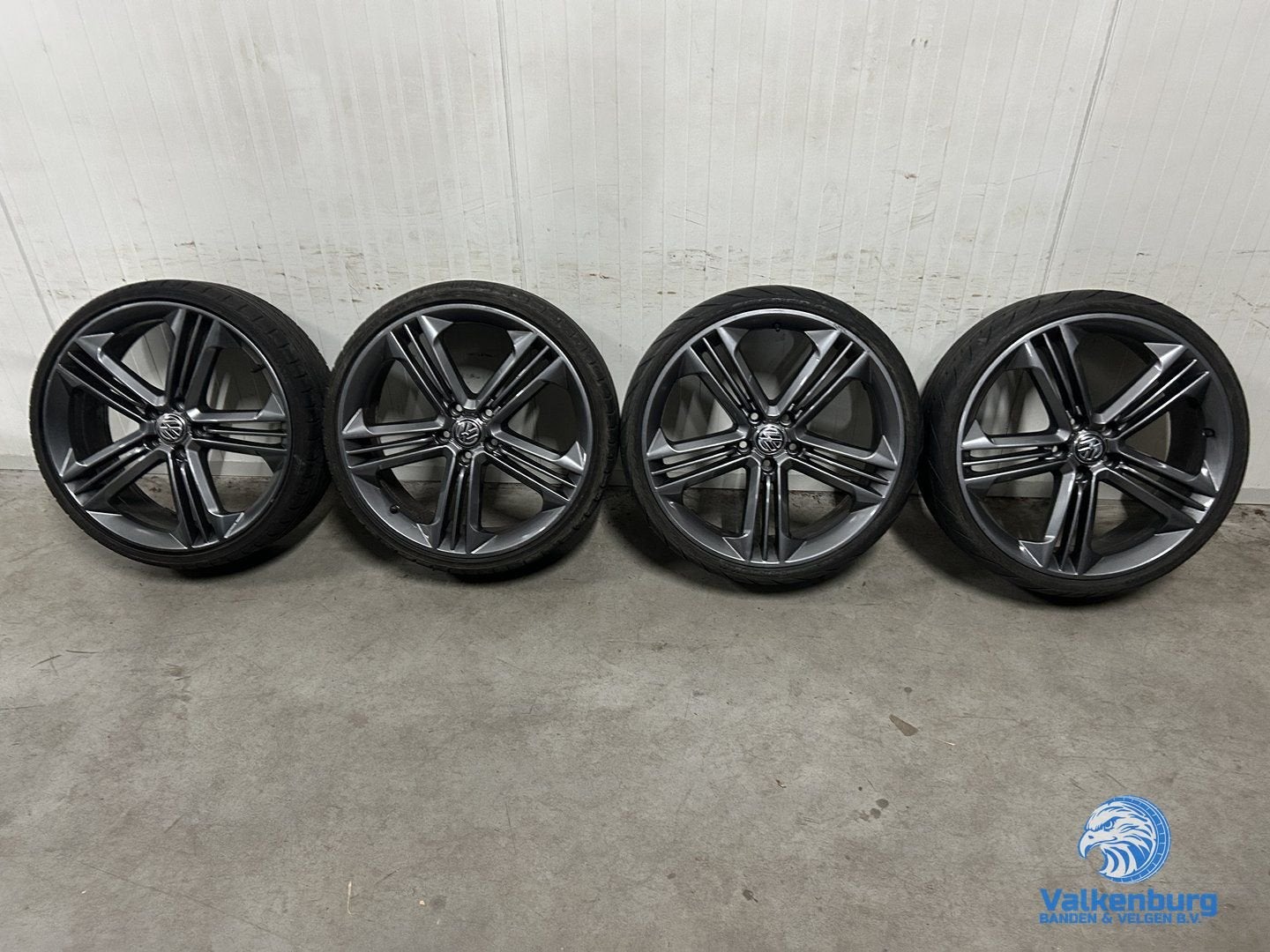 7-8mm! VAG VW Golf Caddy Audi A3 Leon 20 inch velgen 5x112 z, Gebruikt, -, -, Banden en Velgen