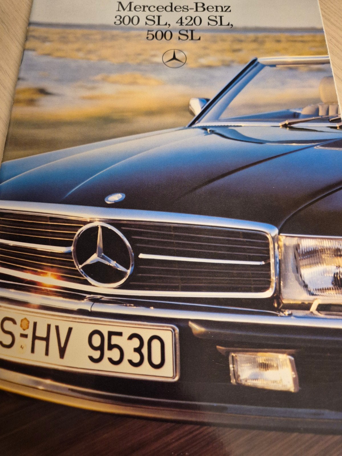 dikke Nederlandse Mercedes SL R107 folder laatste type 500SL, Ophalen of Verzenden, Zo goed als nieuw, Mercedes