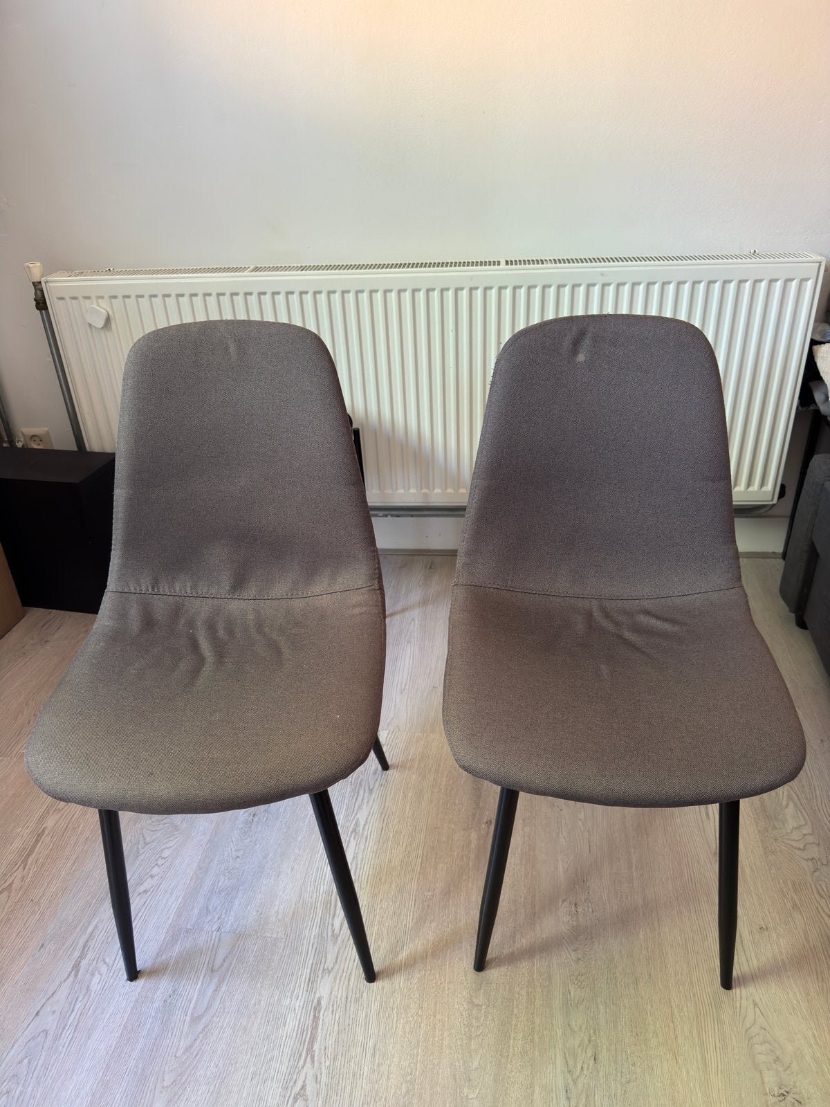 Eetkamerstoelen JONSTRUP/Jysk, Ophalen, Zo goed als nieuw, Vier