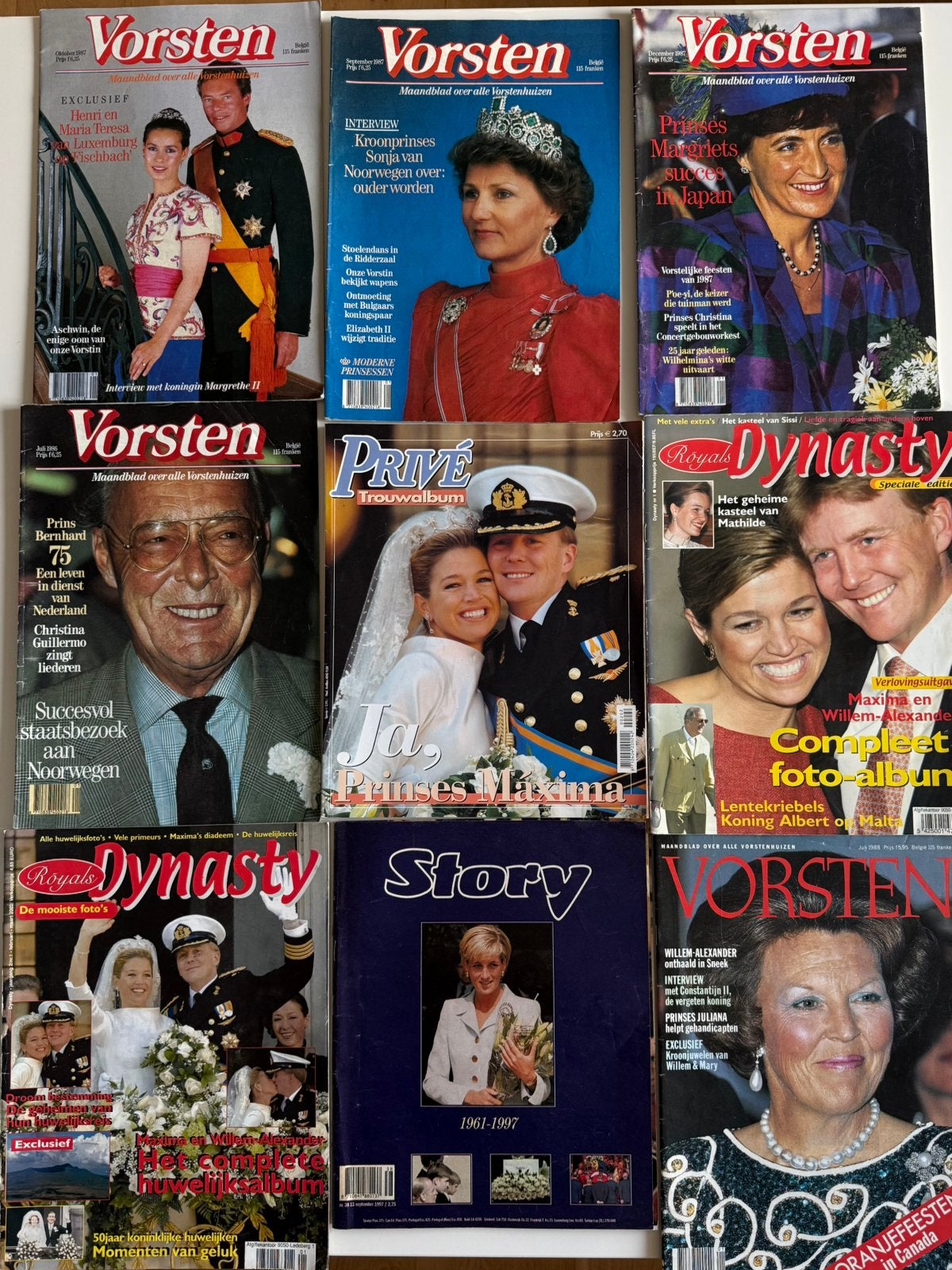 Diverse magazines mbt het Koningshuis, Ophalen of Verzenden, Gebruikt, Nederland, Tijdschrift of Boek