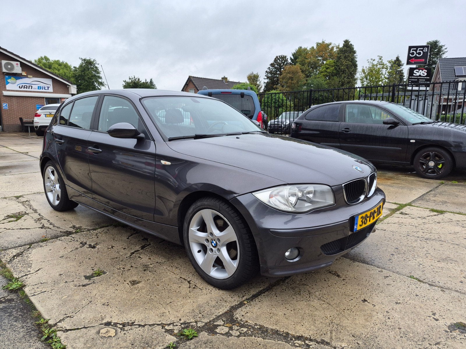 BMW 1-Serie 1.6 I 116 2004 Grijs, Auto's, 1596 cc, Achterwielaandrijving, 4 cilinders, 635 kg