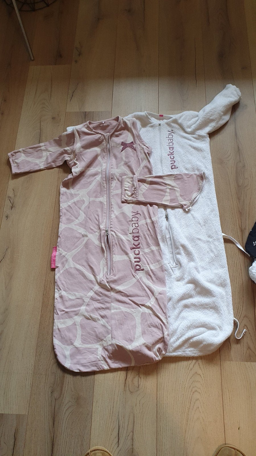 2 puckababy 4 seizoenen slaapzakken. roze en zwart, Kinderen en Baby's, Ophalen of Verzenden, 100 cm, Puckababy, Goud