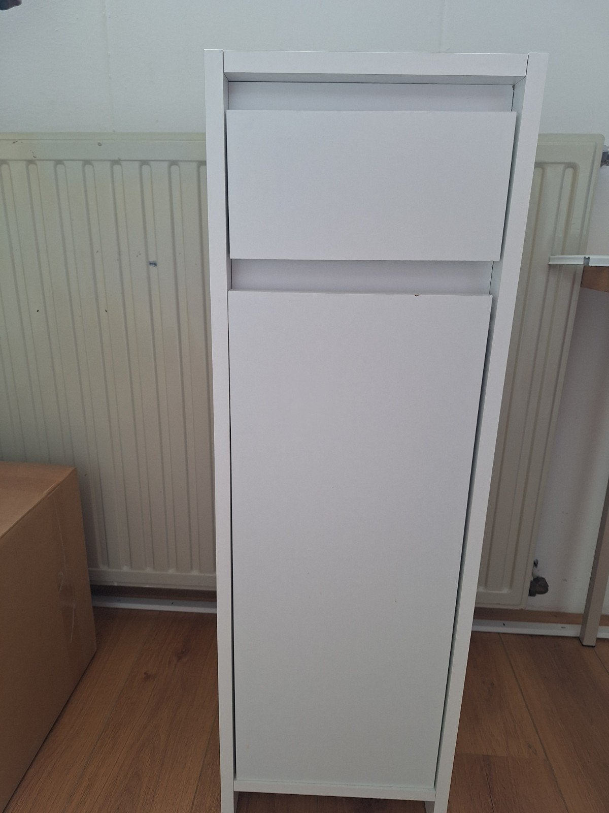 Wit kastje met wasmand en lade - ideaal voor badkamer, Huis en Inrichting, Ophalen, (Half)hoge kast, Minder dan 50 cm, Gebruikt