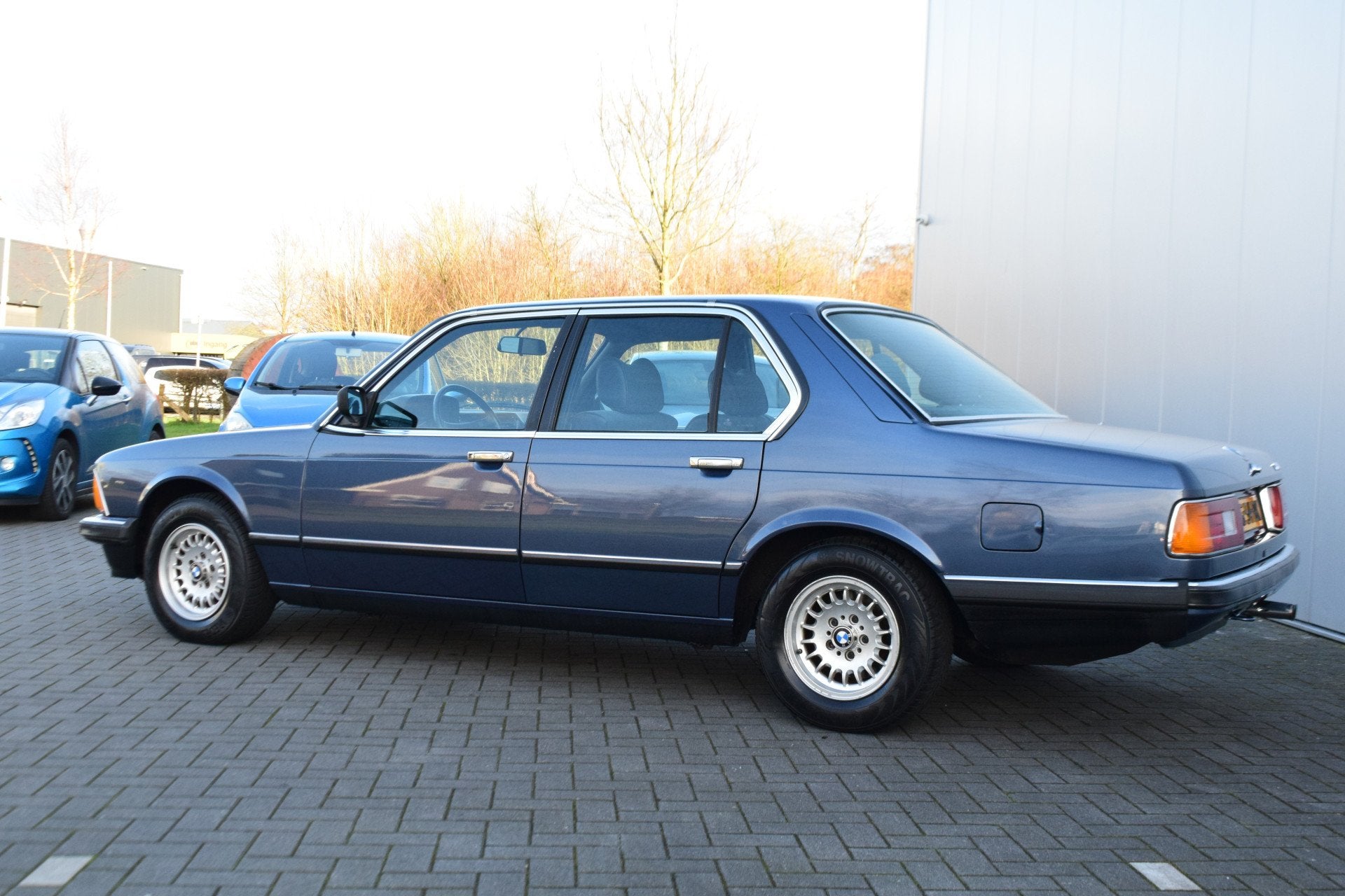 BMW 7 Serie 728i Automaat Arktisblau-Metallic (bj 1986), foto 6